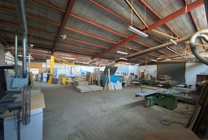 26 Clavering Road Bayswater WA 6053 - Image 8