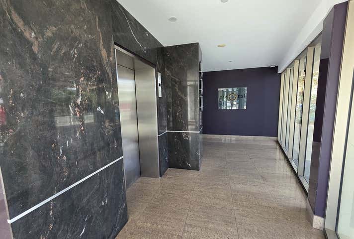 Pivotal Point, Suite 402 2-14 Nerang Street Southport QLD 4215 - Image 3