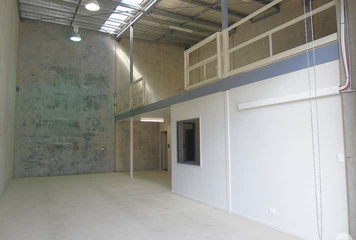 4/216 Harbour Road Mackay Harbour QLD 4740 - Image 3