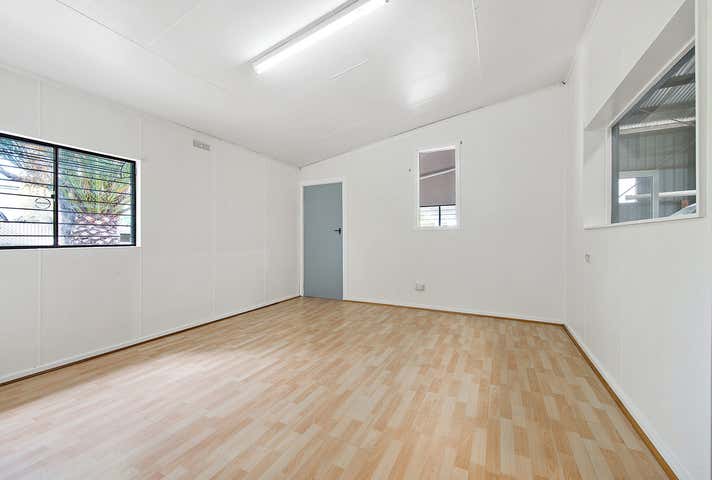 205 South Terrace Wingfield SA 5013 - Image 5