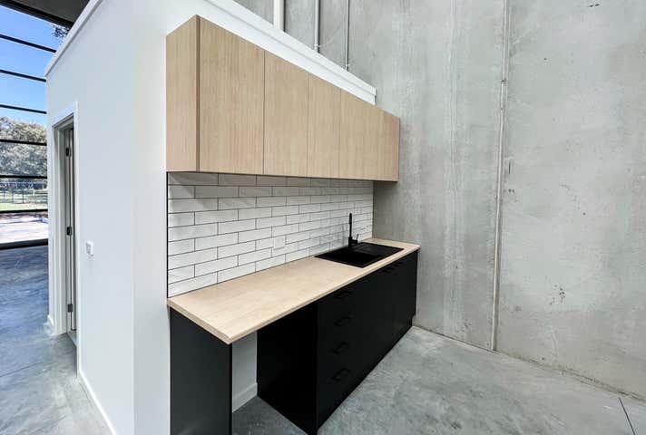 42 Orchard Street Kilsyth VIC 3137 - Image 8