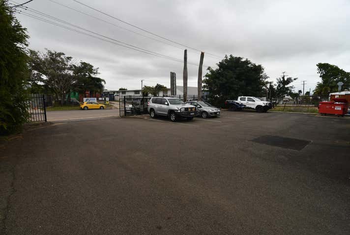 2/15 Whitehouse Street Garbutt QLD 4814 - Image 11