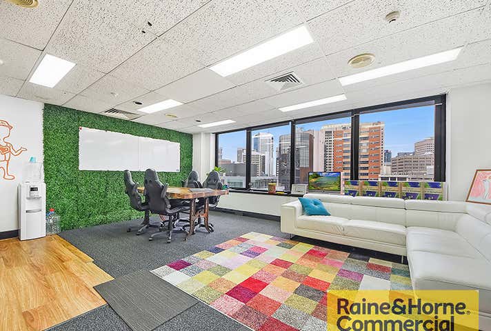 31/445 Upper Edward Street Spring Hill QLD 4000 - Image 4