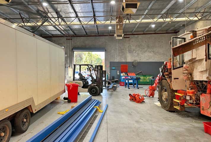 Unit 4, 30 Paramount Drive Wangara WA 6065 - Image 7