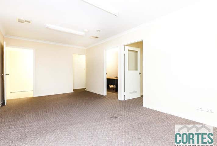 3/3/52 Kent Street Cannington WA 6107 - Image 8