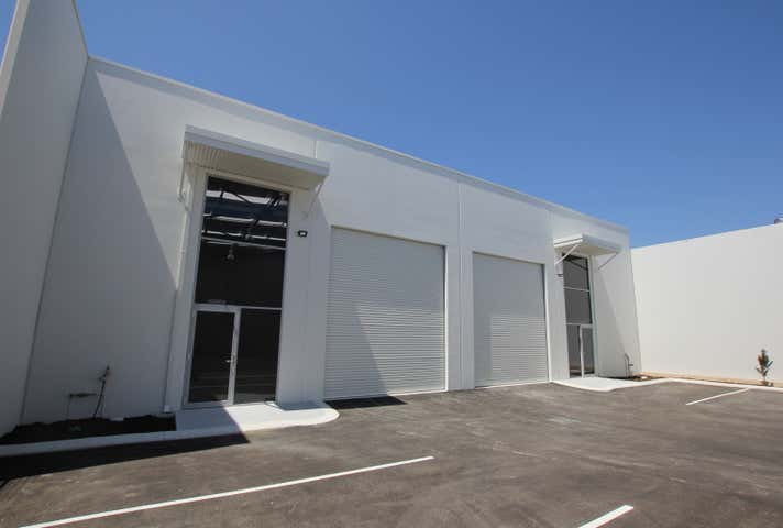 Unit 3, 186 Landbeach Boulevard Butler WA 6036 - Image 1