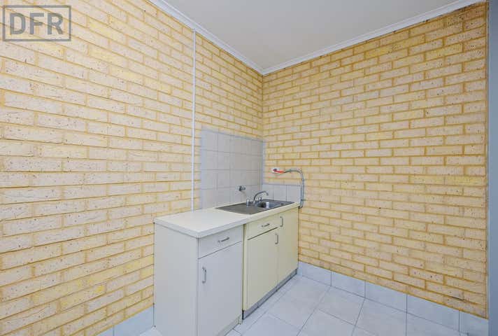 2/8 Erceg Road Yangebup WA 6164 - Image 16