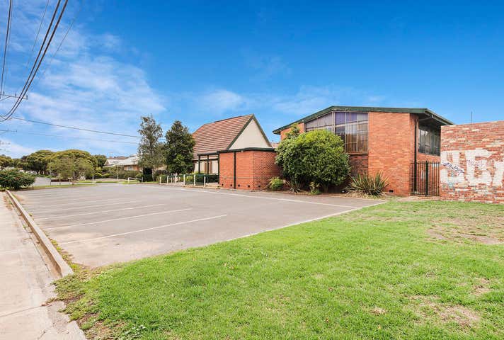 11 Highview Road Preston VIC 3072 - Image 12