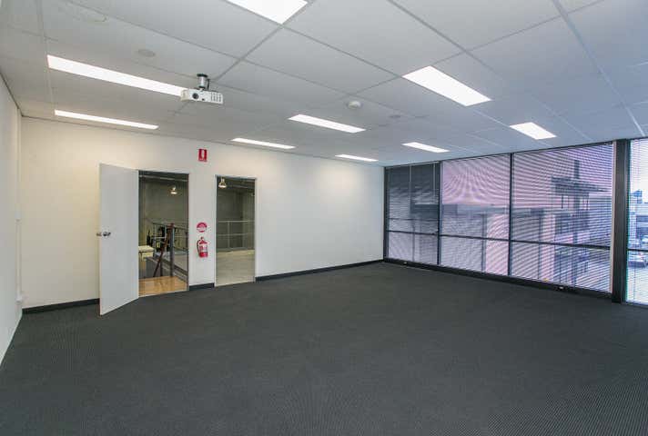 Unit 1, 4 Mallaig Way Canning Vale WA 6155 - Image 18