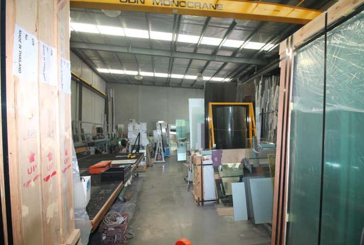 5 Orient Place Hampton Park VIC 3976 - Image 9