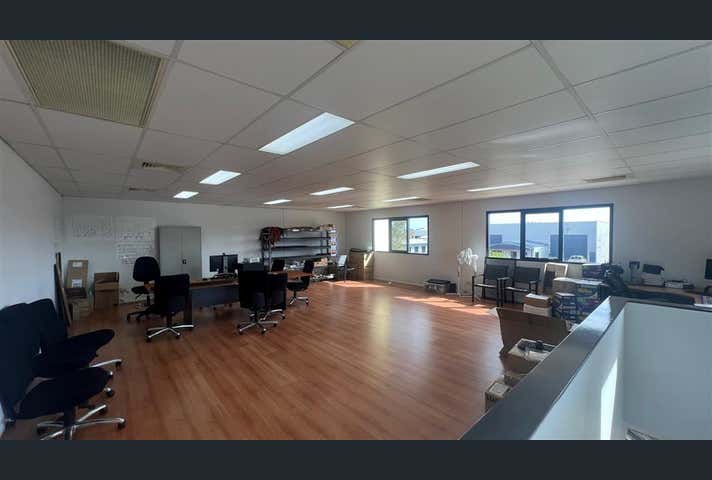 13 Walters Way Forrestfield WA 6058 - Image 8