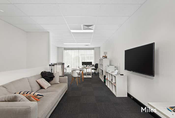 5/94-96 Grimshaw Street Greensborough VIC 3088 - Image 6