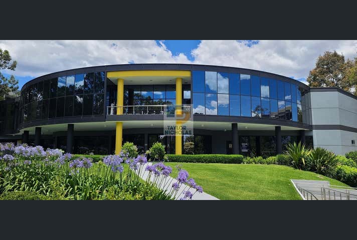 Level 1, 1.02/16 Brookhollow Avenue Norwest NSW 2153 - Image 1