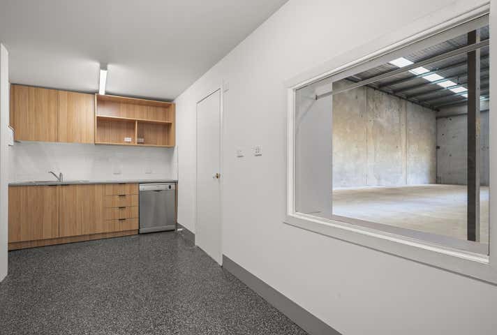 2/56-60 Export Drive Brooklyn VIC 3012 - Image 3