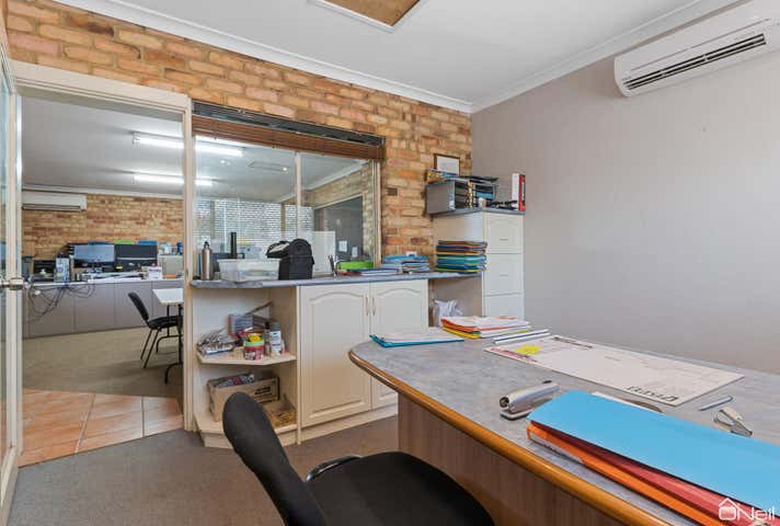 2/18 Keates Road Armadale WA 6112 - Image 27