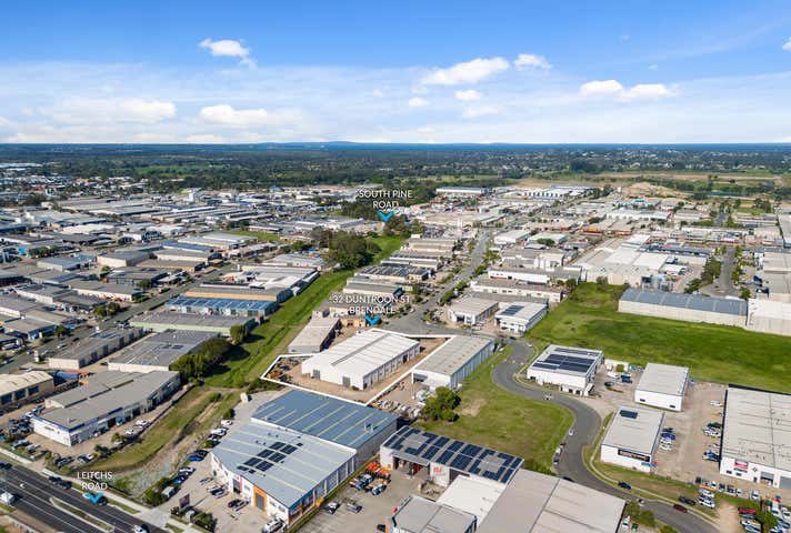 32 Duntroon Street Brendale QLD 4500 - Image 9