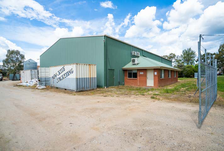 2 Stockwell Road Jindera NSW 2642 - Image 3