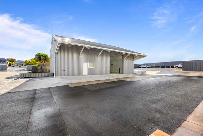 1/322 Eureka Street Ballarat East VIC 3350 - Image 1