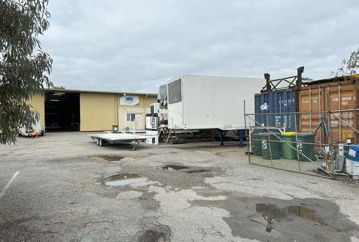 16B Williams Road Kelmscott WA 6111 - Image 6