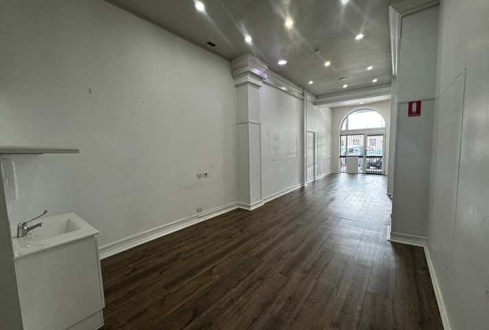 5C/22 Spence Street Cairns City QLD 4870 - Image 2