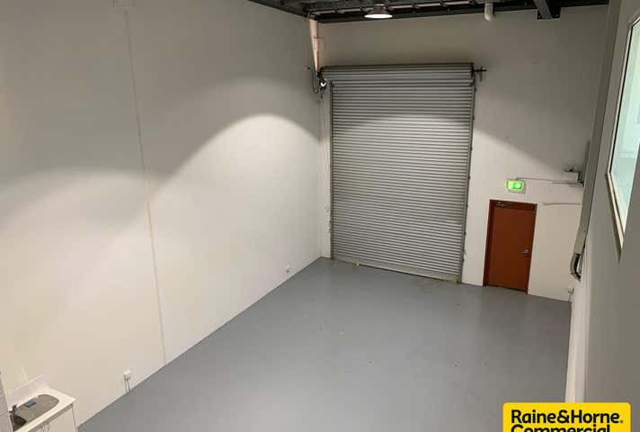 1/8 Hurley Street Canning Vale WA 6155 - Image 6