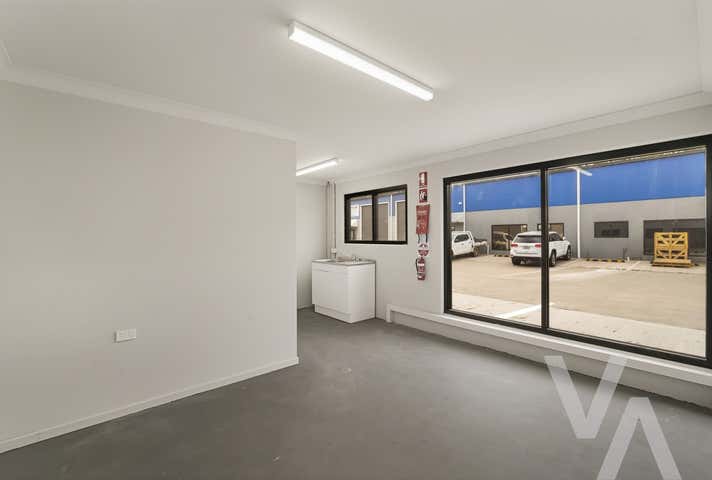 5a/11 Kyle Street Rutherford NSW 2320 - Image 3