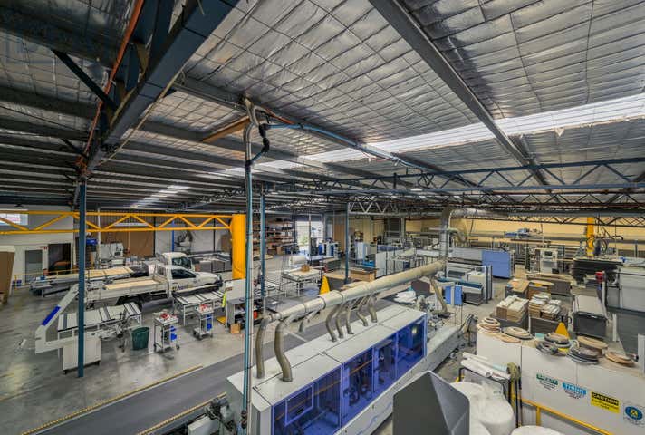 33 Morgan Street Rockingham WA 6168 - Image 12