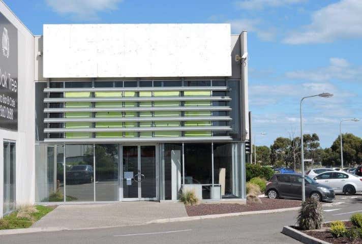 1/22-30 Wallace Avenue Point Cook VIC 3030 - Image 2