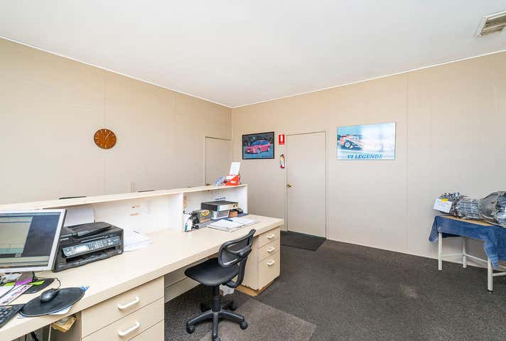 82 Elgee Road Midland WA 6056 - Image 8