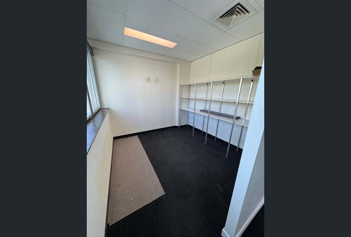 482 Kingsford Smith Drive Hamilton QLD 4007 - Image 7