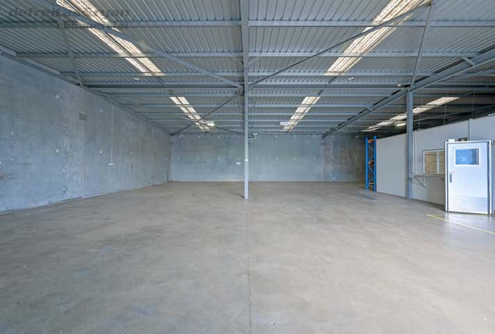 13 Paxton Way Port Kennedy WA 6172 - Image 12