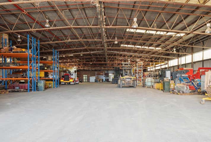 25 Wellard St Bibra Lake WA 6163 - Image 6