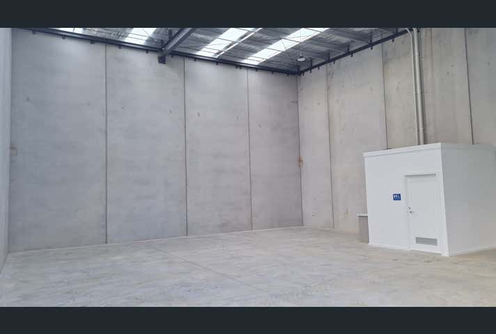 13/20 Grandlee Drive Wendouree VIC 3355 - Image 3