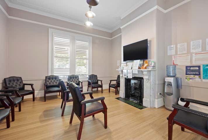 37 Moseley Street Glenelg SA 5045 - Image 4