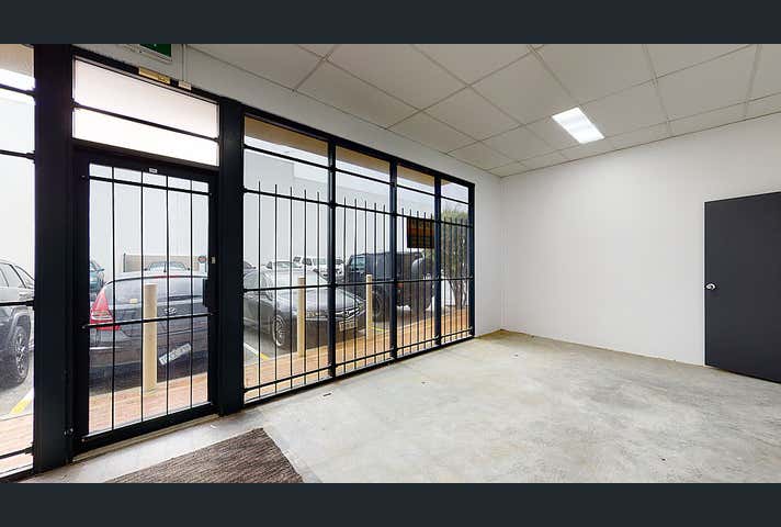 4/10 Pensacola Terrace Clarkson WA 6030 - Image 3