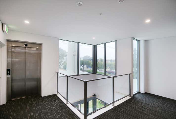 Suite 7, 166 Brighton Road Scarborough WA 6019 - Image 2