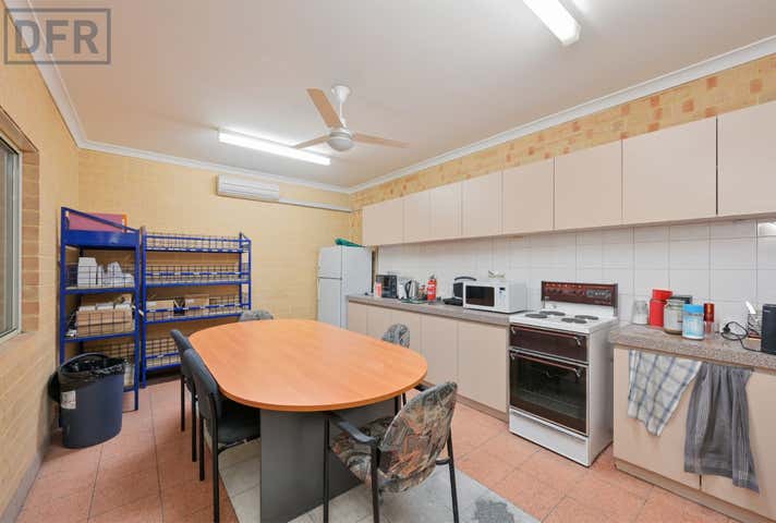 12B Coolibah Way Bibra Lake WA 6163 - Image 21