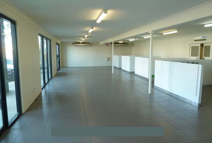 1/70 Connors Road Paget QLD 4740 - Image 3