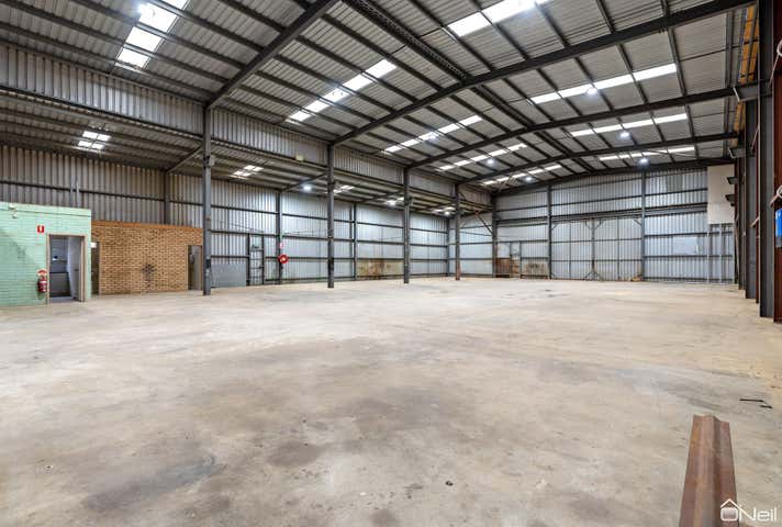 44 Gillam Drive Kelmscott WA 6111 - Image 9