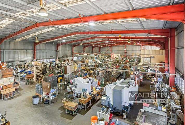 2 Antimony Street Carole Park QLD 4300 - Image 2