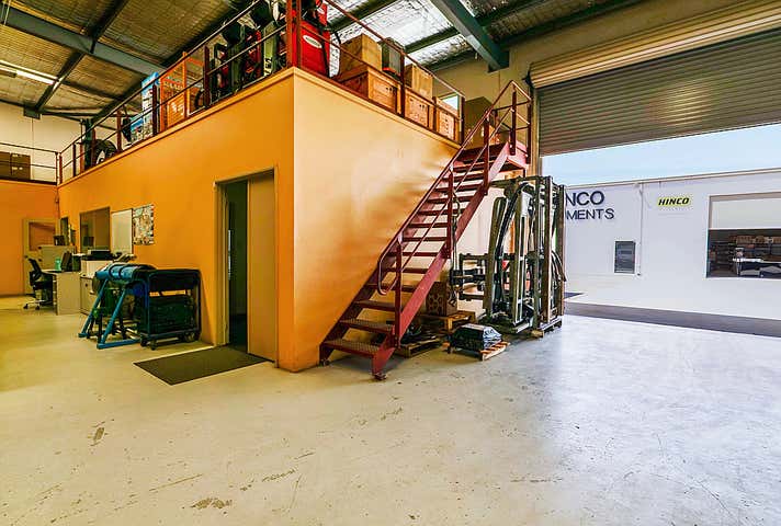 Unit 2, 52 Vinnicombe Drive Canning Vale WA 6155 - Image 11