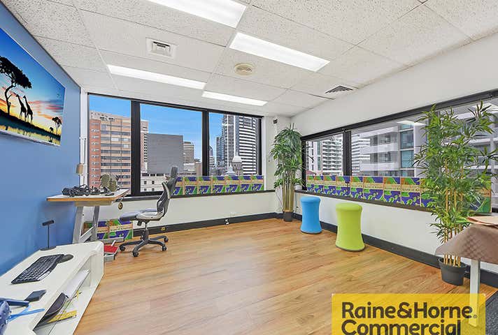 31/445 Upper Edward Street Spring Hill QLD 4000 - Image 3