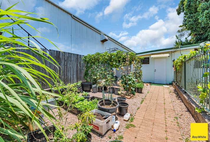 94 Scott Street Bungalow QLD 4870 - Image 16