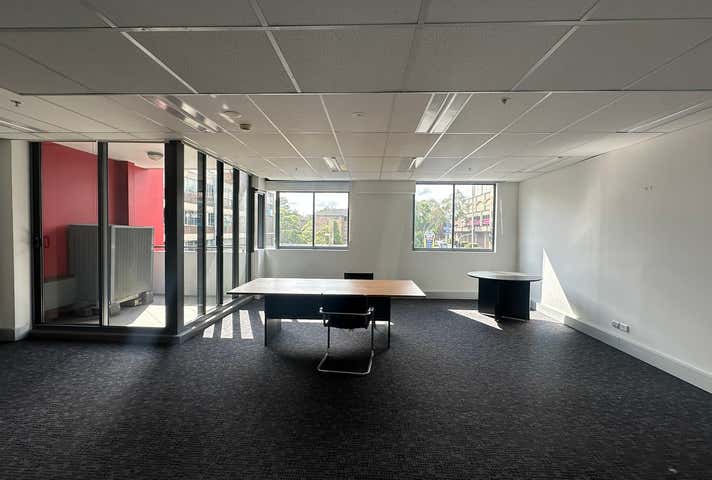 718/1C Burdett Street Hornsby NSW 2077 - Image 2