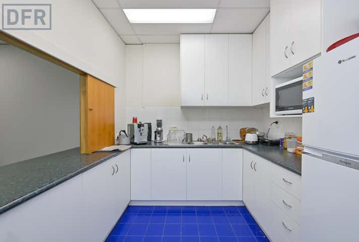 10 Kembla Way Willetton WA 6155 - Image 18