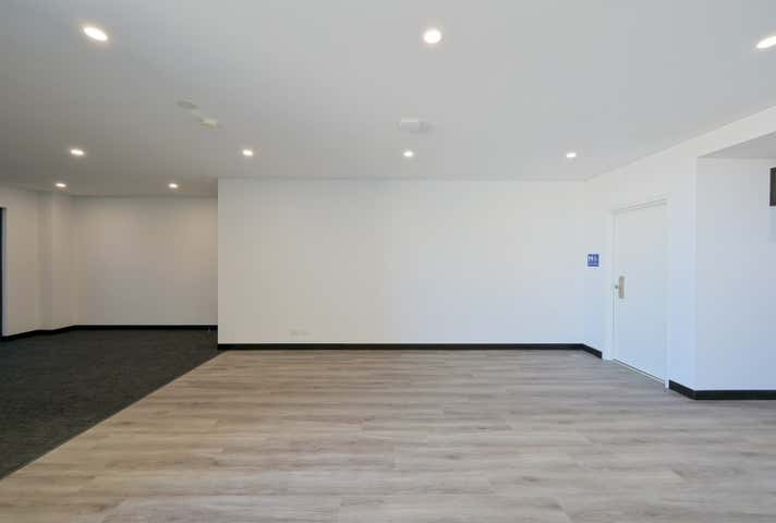 6/4 Enterprise Court Canning Vale WA 6155 - Image 3