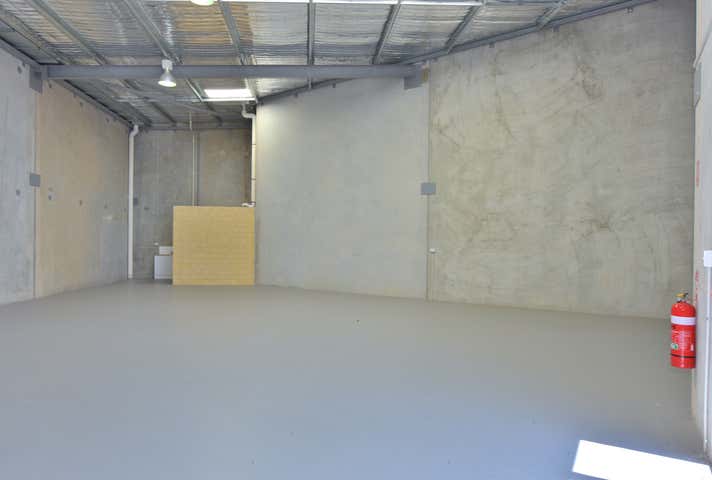 2/15 Comserv Loop Ellenbrook WA 6069 - Image 4