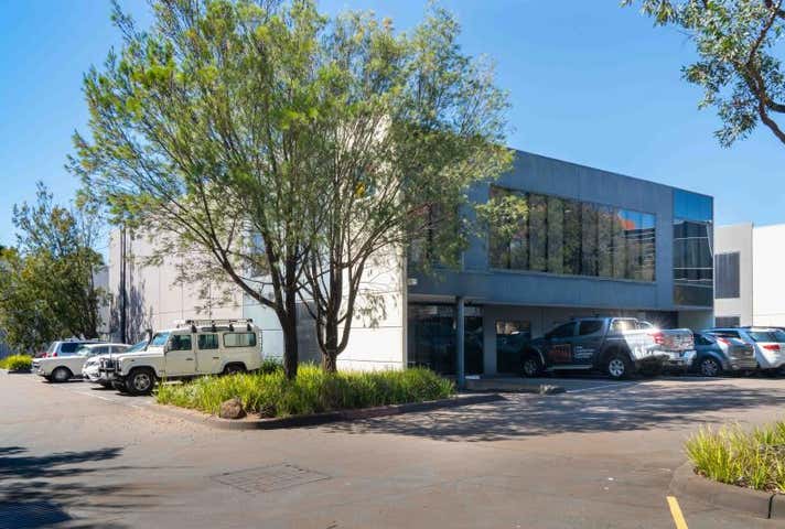 3/10 Duerdin Street Notting Hill VIC 3168 - Image 2