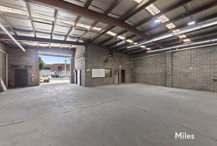 34 Acheson Place Coburg North VIC 3058 - Image 5