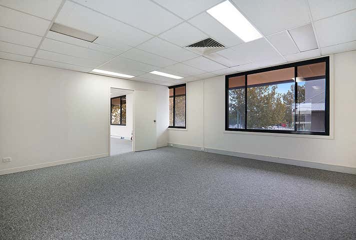 47 Catalano Circuit Canning Vale WA 6155 - Image 28